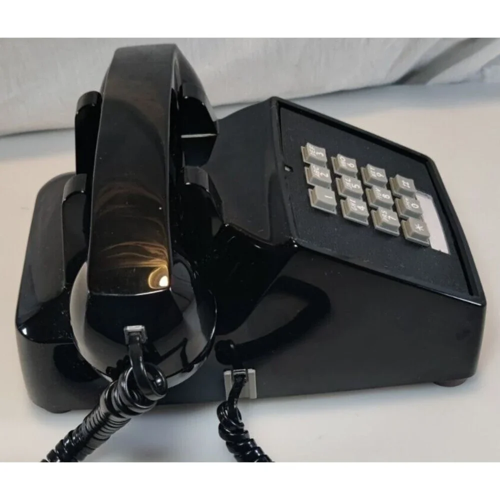 Vintage Cortelco 250000-VBA-20MD Black Push Button Telephone Desktop Phone USA - Picture 6 of 13